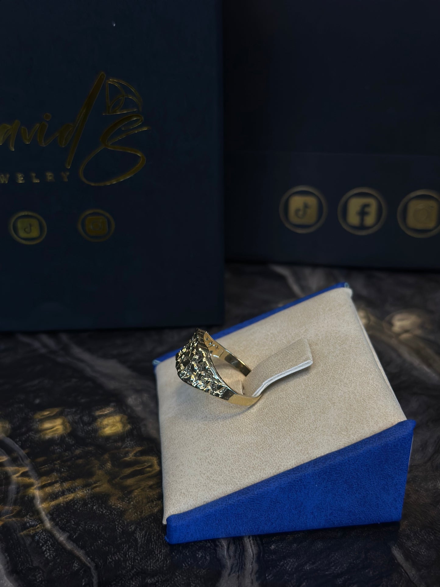 14K Women Square Nugget Ring