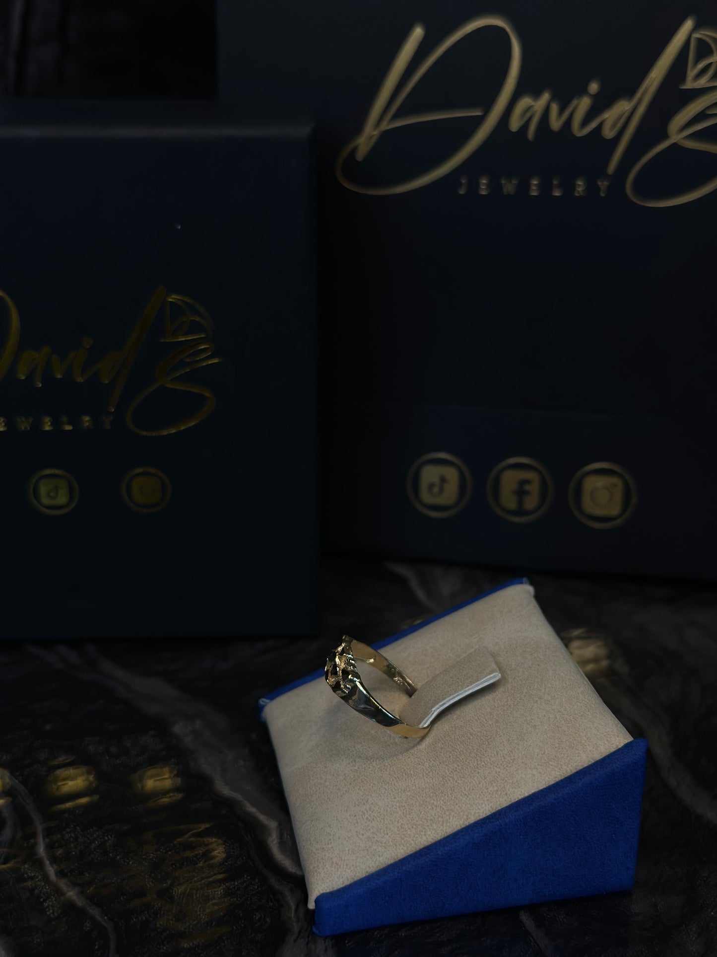 14K Women Thin Nugget Ring