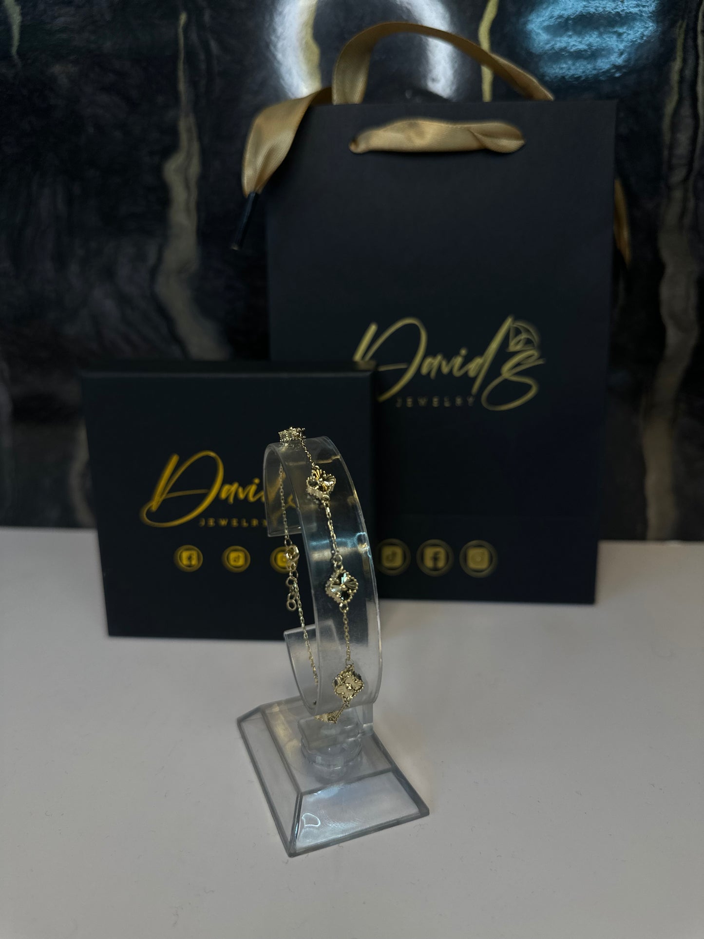 14K Double Sided Small Clover Adjustable Bracelet (Green)