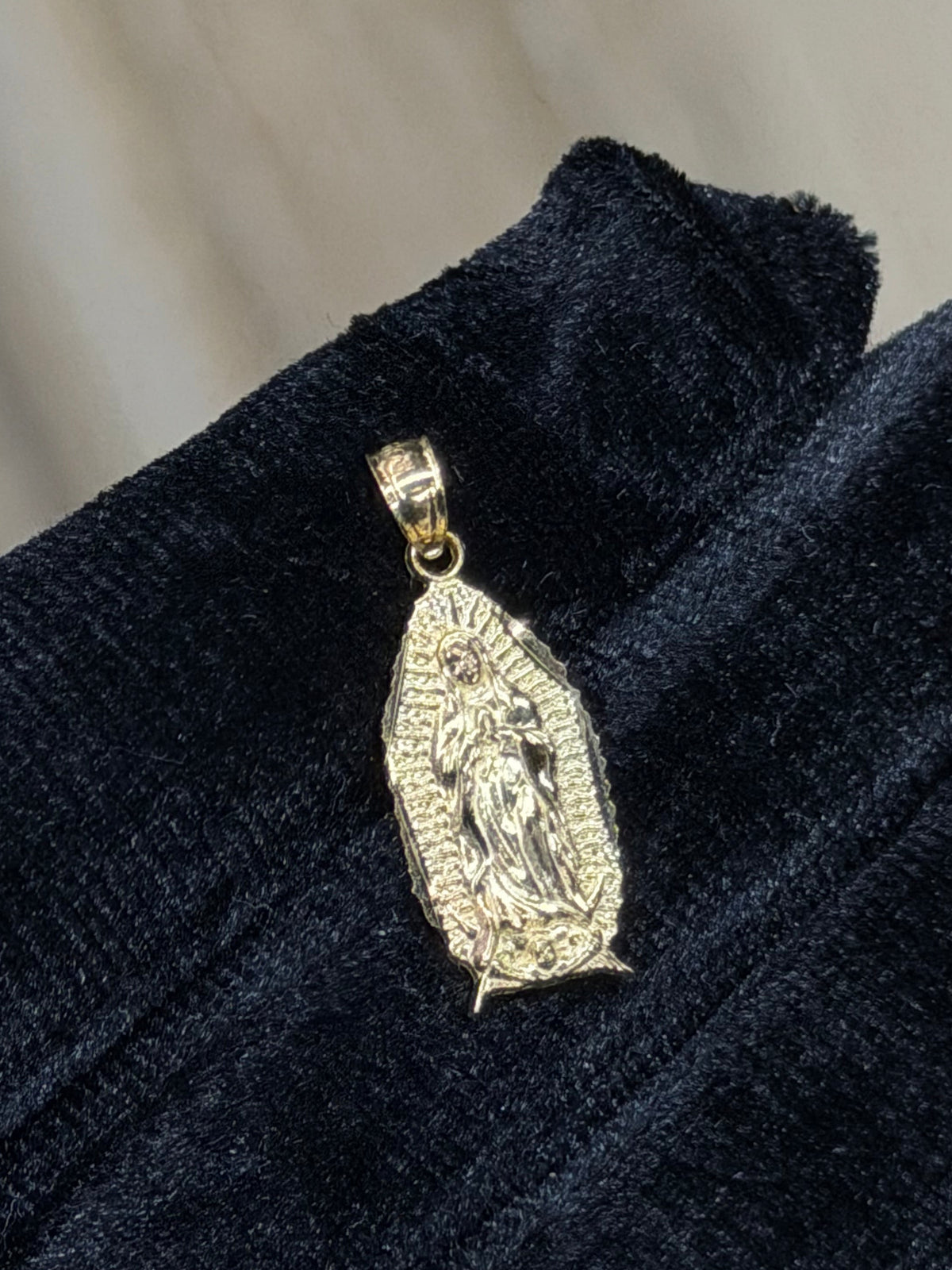 14K Virgen De Guadalupe Pendant