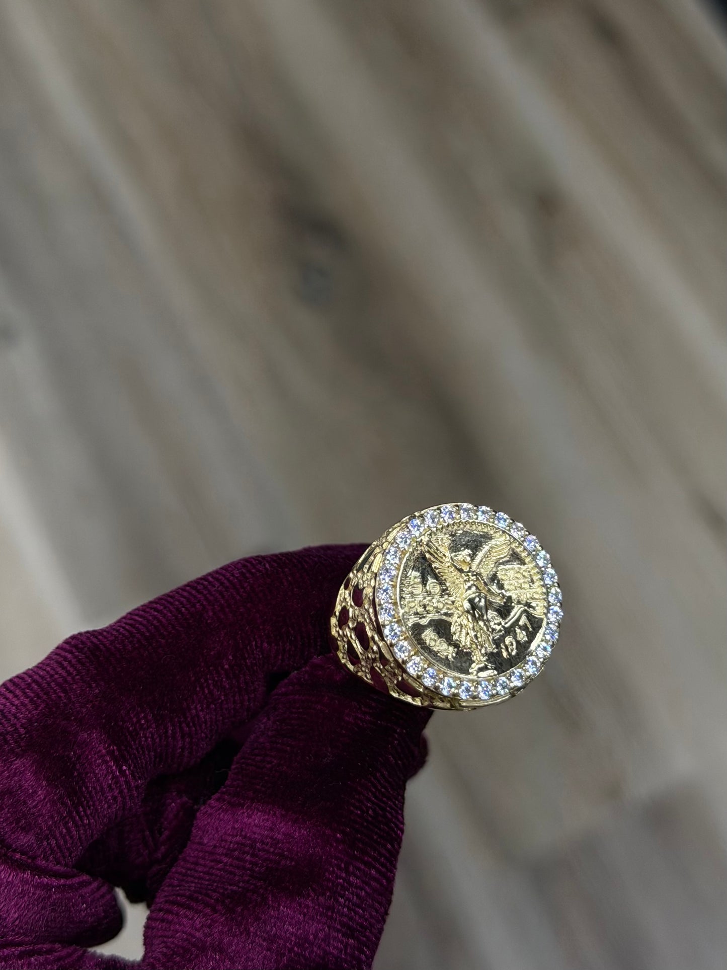 10K CZ Round Centenario Nugget Men Ring