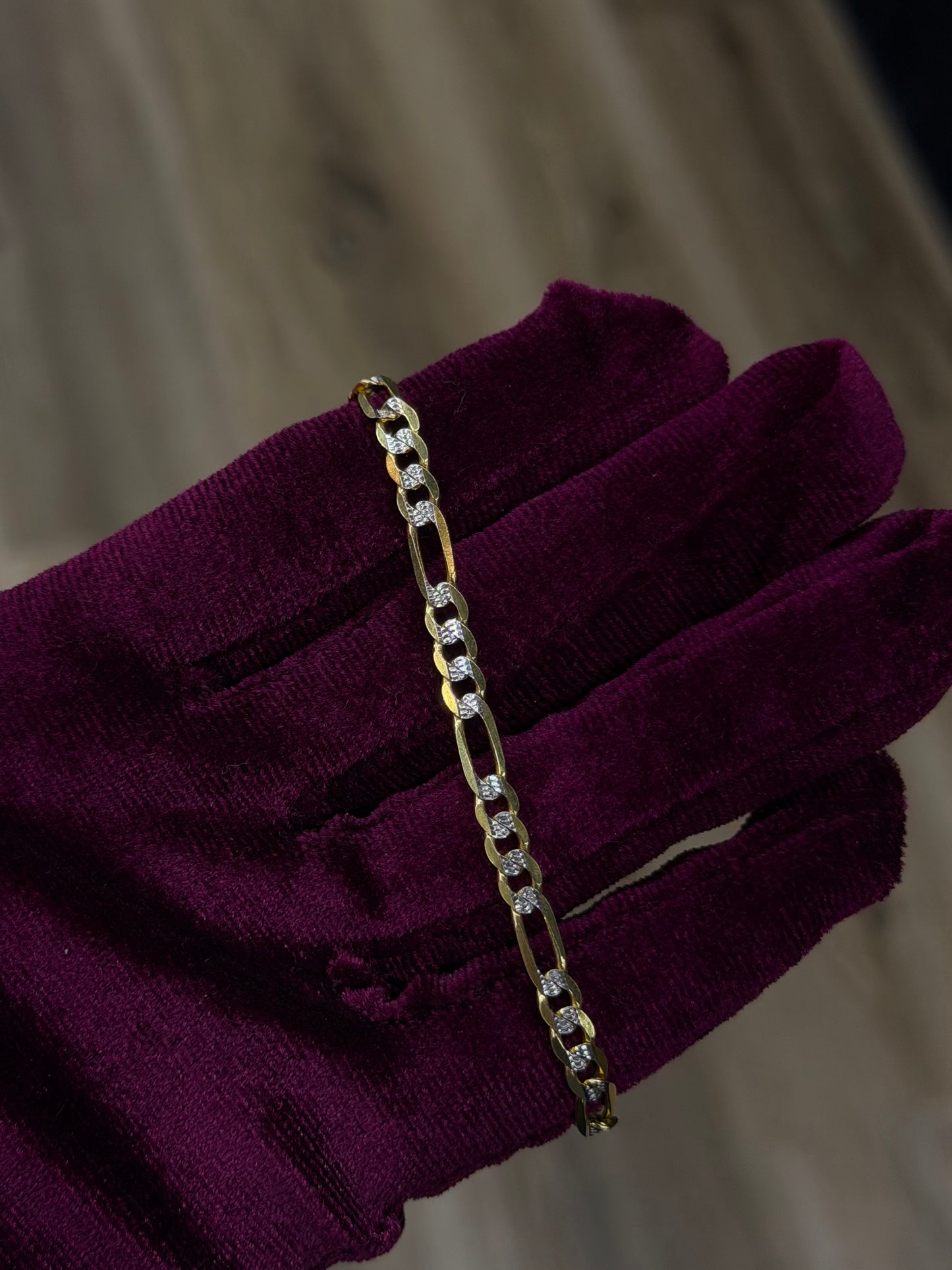 14K 3mm Diamond Cut Figaro Bracelet