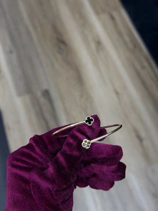 14K Double Clover Bangle