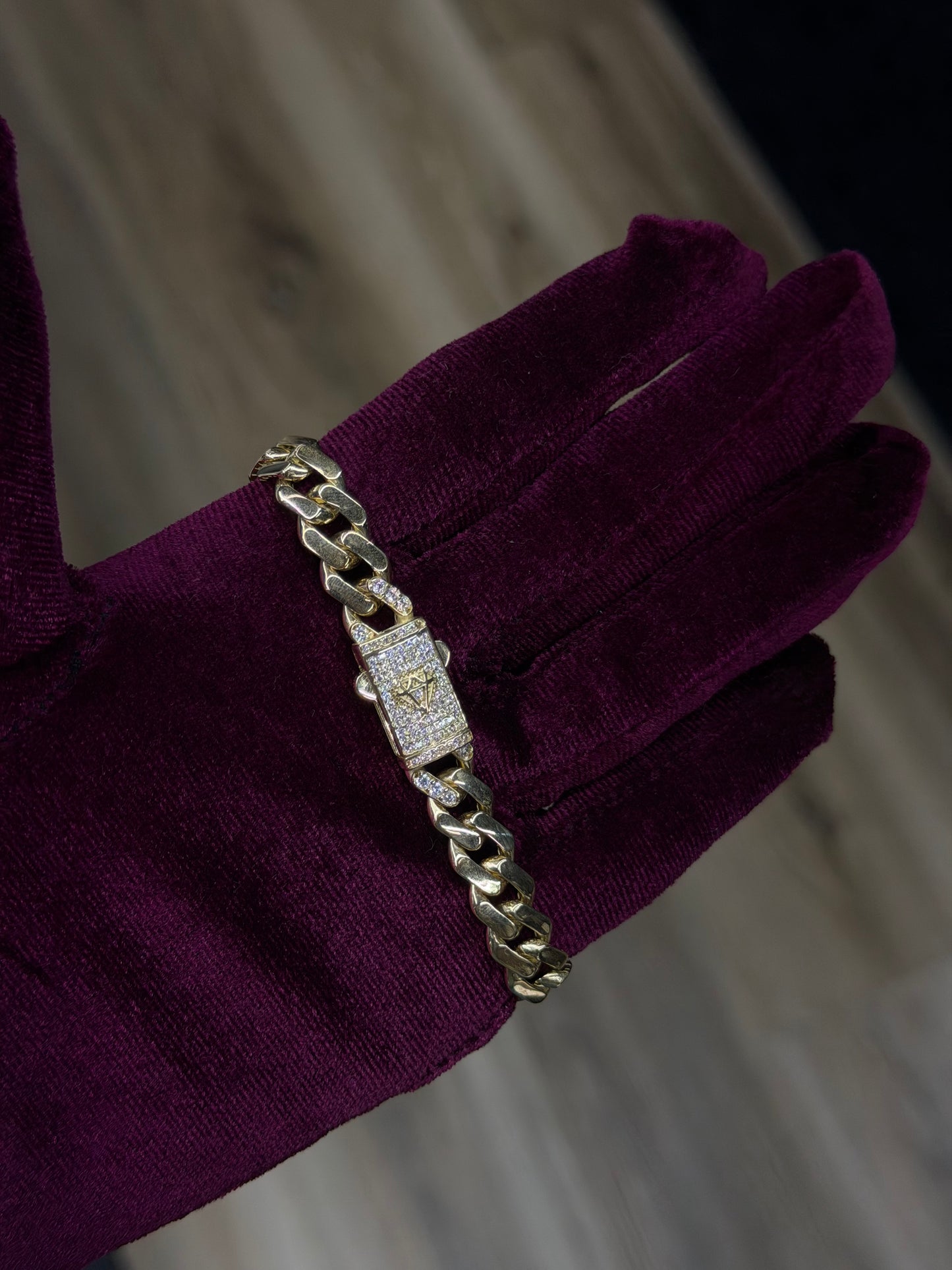 10K Curb Cuban CZ Box Clasp Bracelet