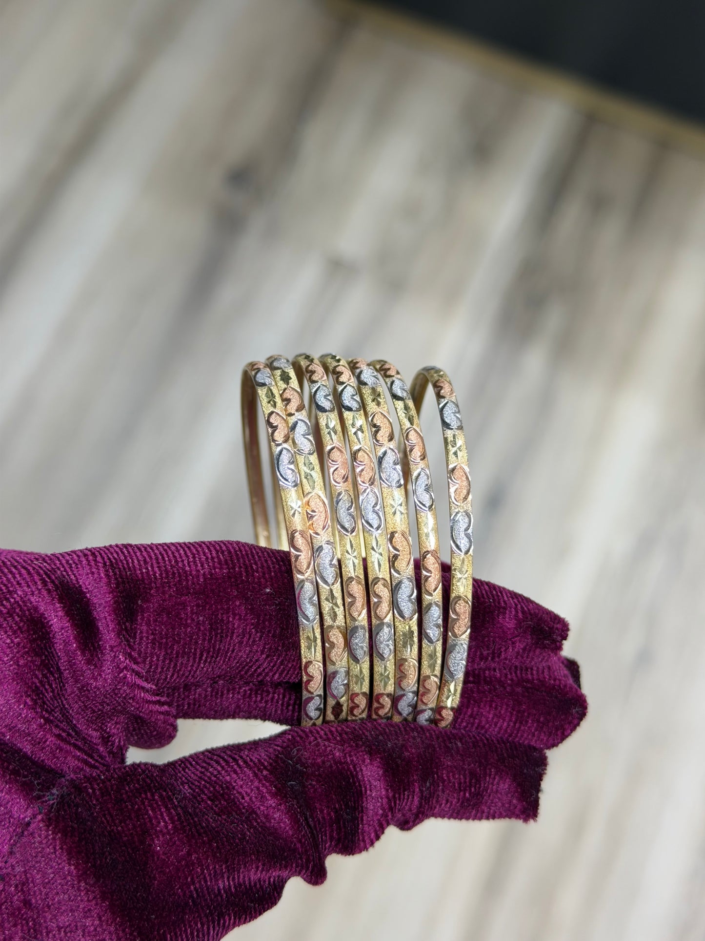 14k Heart Tri Color Semanario Bangle