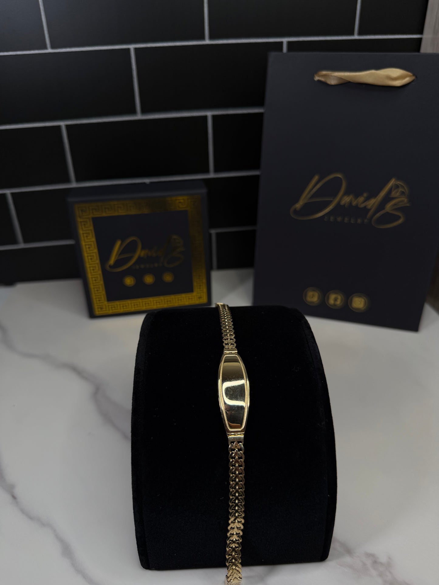 14k Oval Petatillo ID Bracelet