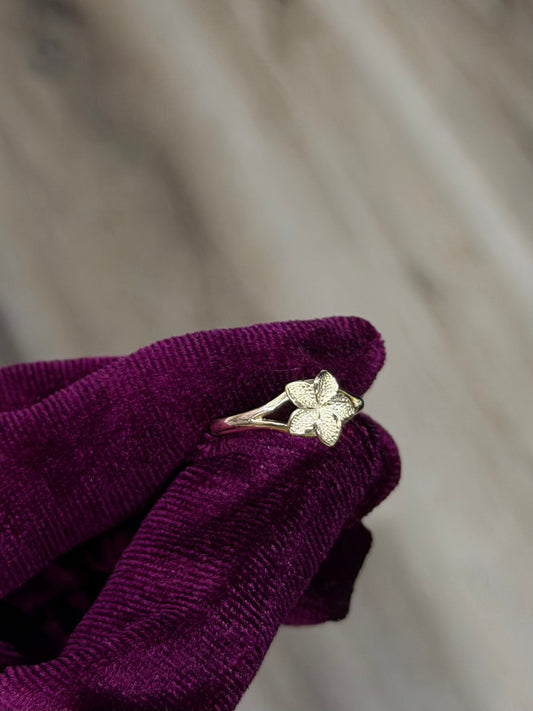 14K Small Hibiscus Flower Women Ring