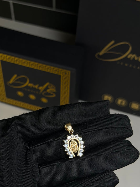 14K CZ Herradura Virgen De Guadalupe Pendant